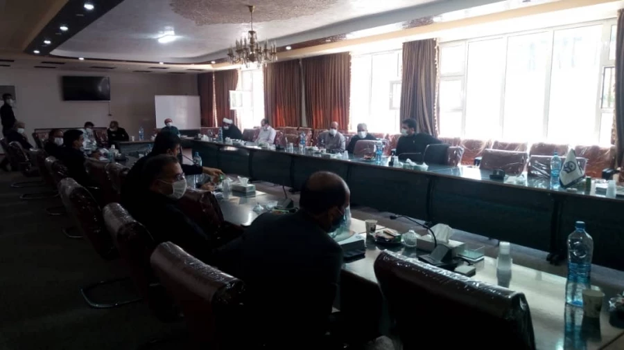 تقدیر از کارمندان پردیس شهید باهنر به مناسبت روز کارمند 3