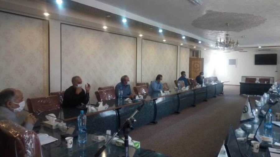 تشکیل شورای پردیس شهید باهنر اصفهان جهت آمادگی برگزاری ترم جدید بصورت آنلاین 6