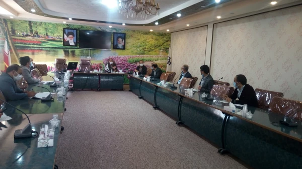 برگزاری جلسه شورای پردیس شهید باهنر اصفهان 4