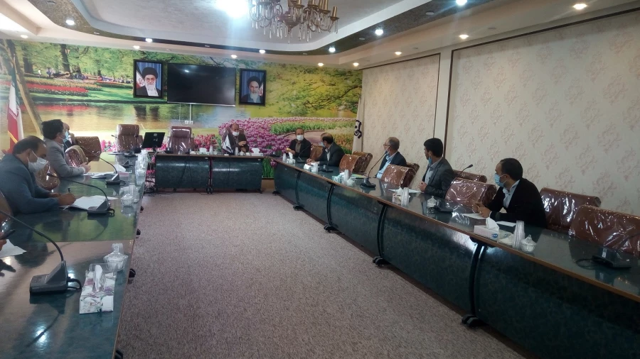 برگزاری جلسه شورای پردیس شهید باهنر اصفهان 4