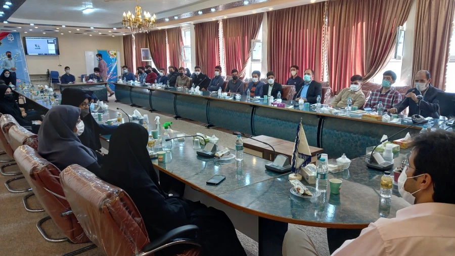 برگزاری مراسم آیین استقبال از دانشجویان ورودی 1400 در پردیس شهید باهنر اصفهان 5