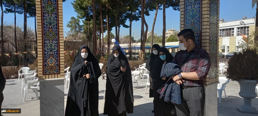 برگزاری مراسم غبارروبی و عطر افشانی بر سر مزار شهدای گمنام پردیس شهید باهنر اصفهان 20