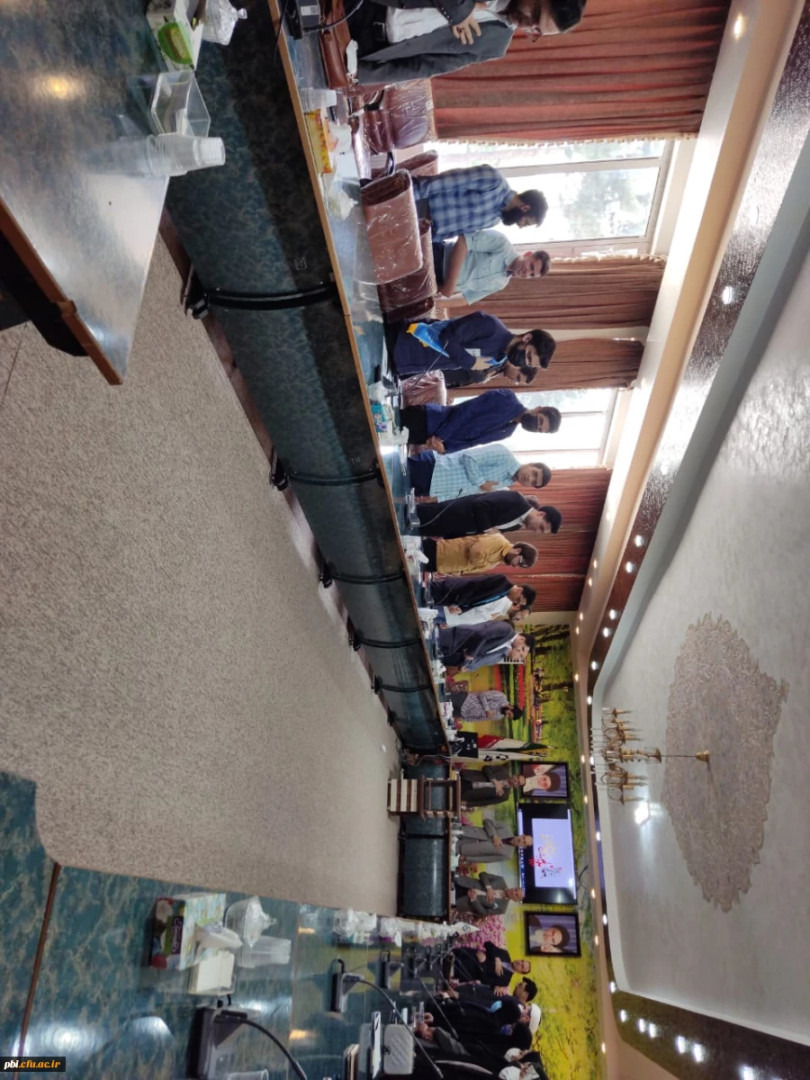 نشست هم اندیشی مدیر کل آموزش و پرورش استان اصفهان با دانشجو معلمان در پردیس شهید باهنر اصفهان 15