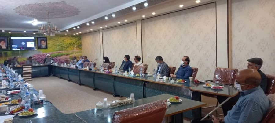 جلسه شورای پردیس شهید باهنر اصفهان 9