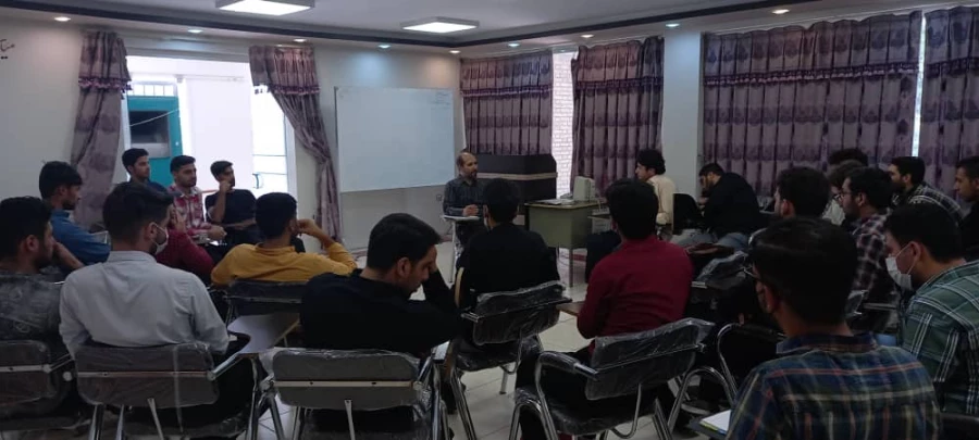 برگزاری کارگاه آموزشی آشنایی با فعالیت های پرورشی و برنامه ریزی اردوها در چهارچوب دوره تابستانه دانشجویان آموزش ابتدایی 98 3