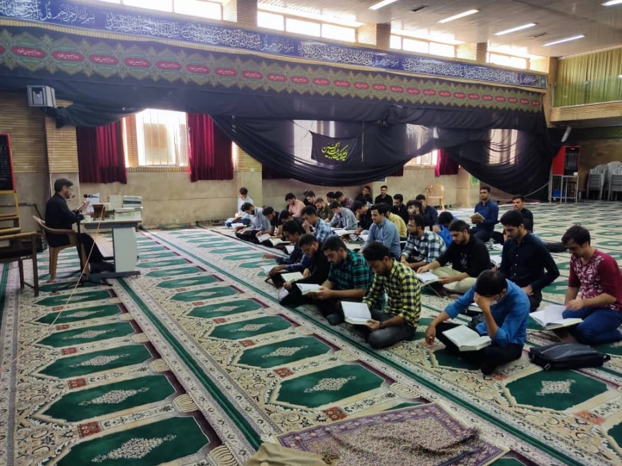 برگزاری کارگاه روخوانی و روانخوانی قرآن کریم 3