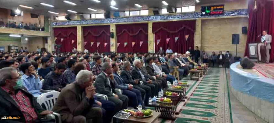 دیدار و سخنرانی مفسر قرآن و رییس ستاد اقامه نماز با دانشجویان دانشگاه فرهنگیان در پردیس شهید باهنر اصفهان 2