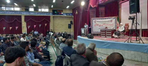 دیدار و سخنرانی مفسر قرآن و رییس ستاد اقامه نماز با دانشجویان دانشگاه فرهنگیان در پردیس شهید باهنر اصفهان 3