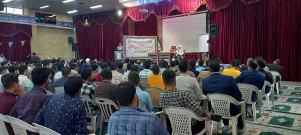 دیدار و سخنرانی مفسر قرآن و رییس ستاد اقامه نماز با دانشجویان دانشگاه فرهنگیان در پردیس شهید باهنر اصفهان 8