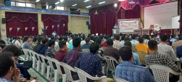 دیدار و سخنرانی مفسر قرآن و رییس ستاد اقامه نماز با دانشجویان دانشگاه فرهنگیان در پردیس شهید باهنر اصفهان 9