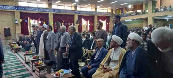 دیدار و سخنرانی مفسر قرآن و رییس ستاد اقامه نماز با دانشجویان دانشگاه فرهنگیان در پردیس شهید باهنر اصفهان 10