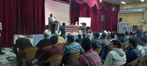 دیدار و سخنرانی مفسر قرآن و رییس ستاد اقامه نماز با دانشجویان دانشگاه فرهنگیان در پردیس شهید باهنر اصفهان 16