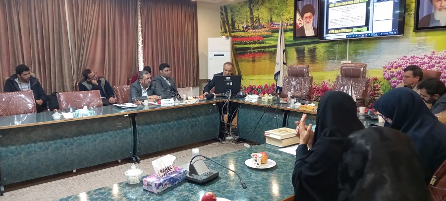 برگزاری یکصد و نودمین کرسی ترویجی با موضوع الگوی مشارکت دستگاه ها و نهادها با نظام تعلیم و تربیت رسمی عمومی در تحقق ساحت های ششگانه سند تحول  بنیادین" در پردیس شهید باهنر اصفهان 3