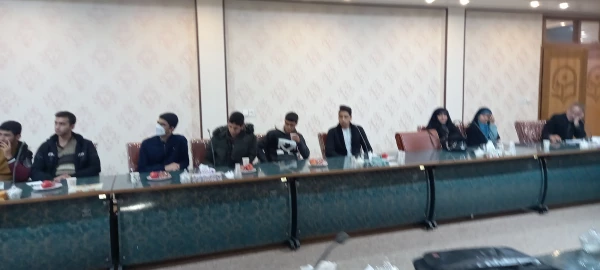 برگزاری یکصد و نودمین کرسی ترویجی با موضوع الگوی مشارکت دستگاه ها و نهادها با نظام تعلیم و تربیت رسمی عمومی در تحقق ساحت های ششگانه سند تحول  بنیادین" در پردیس شهید باهنر اصفهان 5