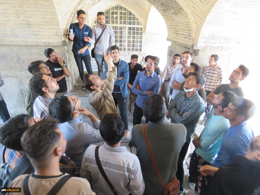 بازدید میدانی بوم شناسی و فلوریستیک گیاهان، "درس اکولوژی"، دانشجویان گروه آموزش زیست شناسی 98 به همراه استاد درس، جناب آقای دکتر فرح نسب 36