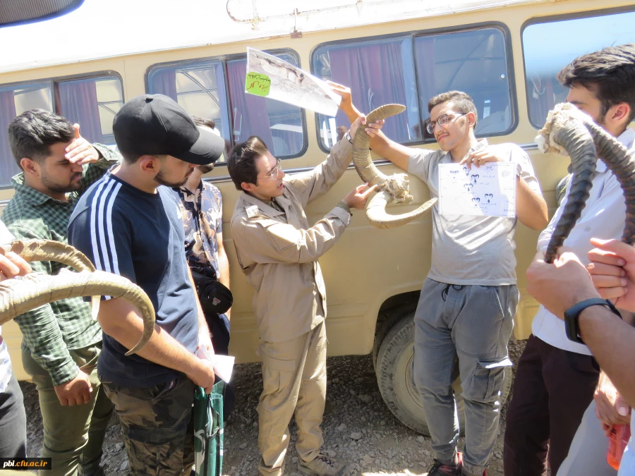 بازدید میدانی بوم شناسی و فلوریستیک گیاهان، "درس اکولوژی"، دانشجویان گروه آموزش زیست شناسی 98 به همراه استاد درس، جناب آقای دکتر فرح نسب 6