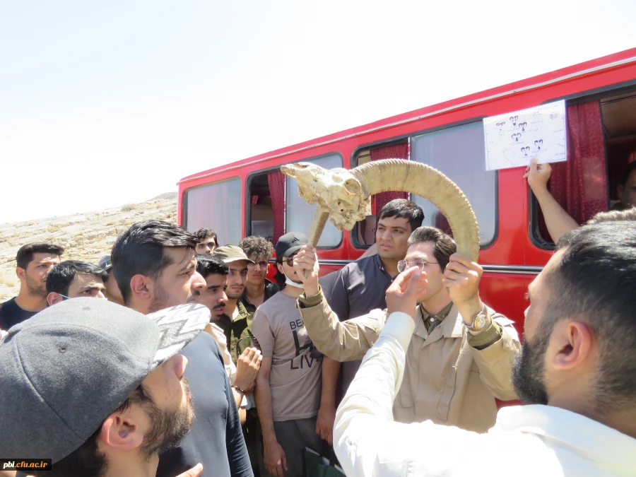 بازدید میدانی بوم شناسی و فلوریستیک گیاهان، "درس اکولوژی"، دانشجویان گروه آموزش زیست شناسی 98 به همراه استاد درس، جناب آقای دکتر فرح نسب 13