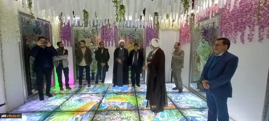 بازدید مدیریت پردیس های دانشگاه فرهنگیان اصفهان و اساتید و کارشناسان رهنگی از نمایشگاه چراغ راهنما شهر اصفهان 2