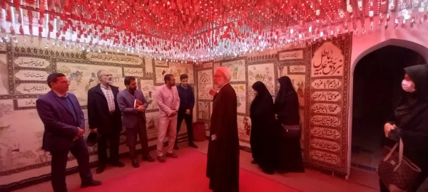 بازدید مدیریت پردیس های دانشگاه فرهنگیان اصفهان و اساتید و کارشناسان رهنگی از نمایشگاه چراغ راهنما شهر اصفهان 5