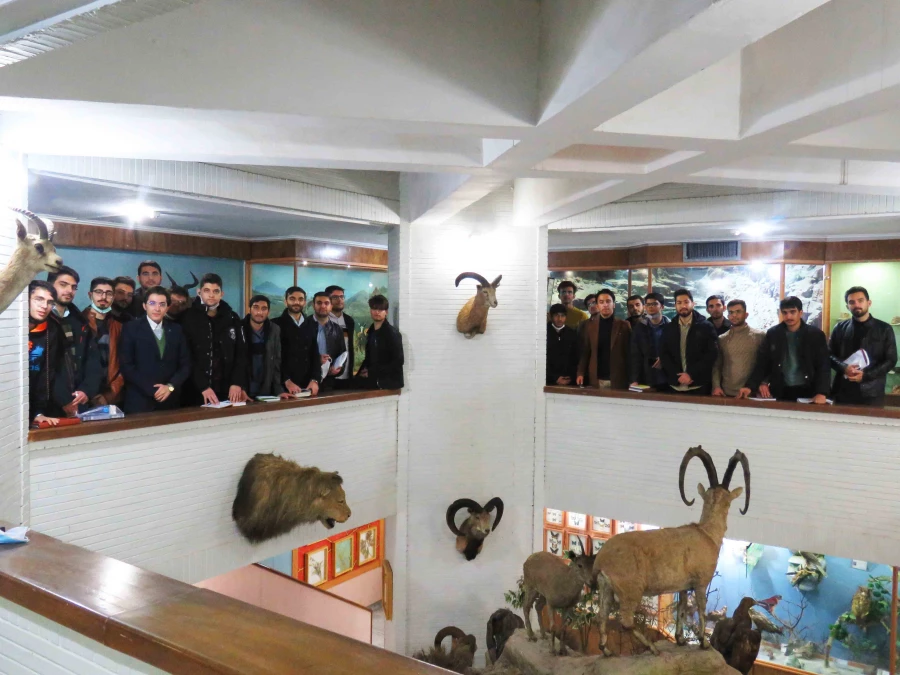 بازدید دانشجویان گروه آموزش زیست شناسی ۹۹ با همراهی استاد جناب آقای دکتر فرح نسب 6