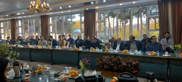 آیین گرامیداشت 16 آذر و روز دانشجو، با حضور رئیس دانشگاه فرهنگیان، در جمع اساتید و دانشجویان  پردیس شهید باهنر اصفهان 8