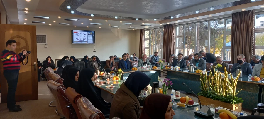 آیین گرامیداشت 16 آذر و روز دانشجو، با حضور رئیس دانشگاه فرهنگیان، در جمع اساتید و دانشجویان  پردیس شهید باهنر اصفهان 21