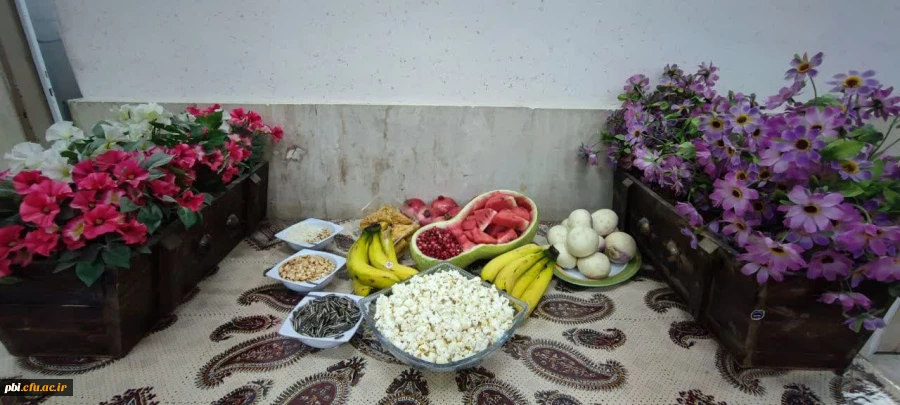 توزیع بسته های یلدایی بین دانشجویان پردیس شهید باهنر  2