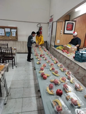 توزیع بسته های یلدایی بین دانشجویان پردیس شهید باهنر  3