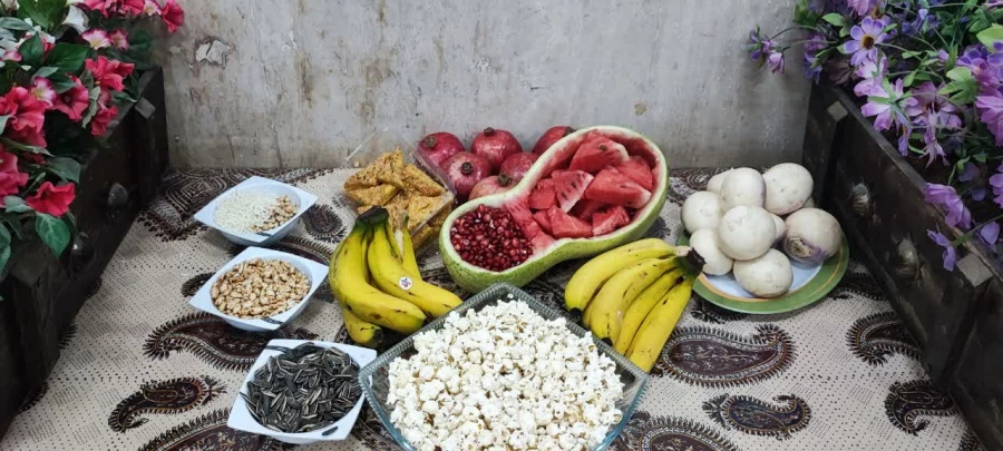 توزیع بسته های یلدایی بین دانشجویان پردیس شهید باهنر  5