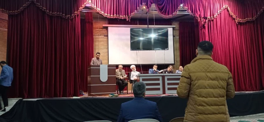 جلسه پرسش و پاسخ صمیمانه مدیریت ، معاونان ، کارشناس مسئولان و سرپرستان پردیس شهید باهنر اصفهان با دانشجویان 6