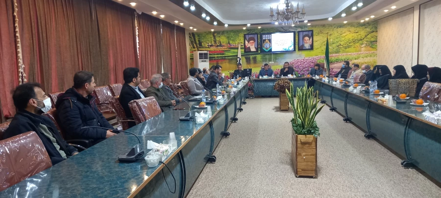 برگزاری شورای مدیریت و نظارت دانشگاه فرهنگیان استان اصفهان با حضور جناب آقای دکتر بانکی عضو شورای انقلاب فرهنگی و نماینده مردم شریف اصفهان 10