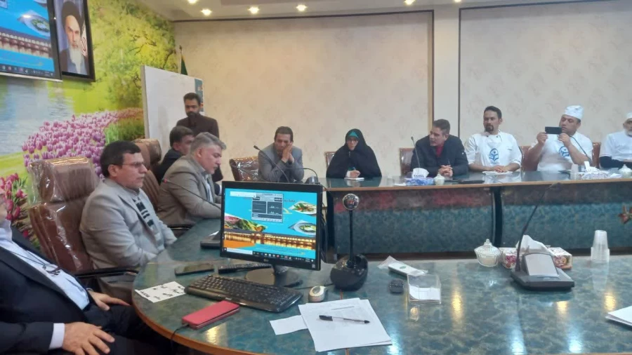 اعلم نتایج منتخبین دوره کشوری تغذیه سالم-معلم تندرست در پردیس شهید باهنر اصفهان 5