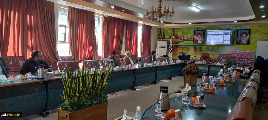 تجزیه و تحلیل داده های کیفی
 6