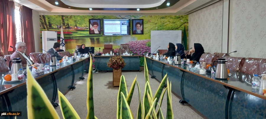 تجزیه و تحلیل داده های کیفی
 7