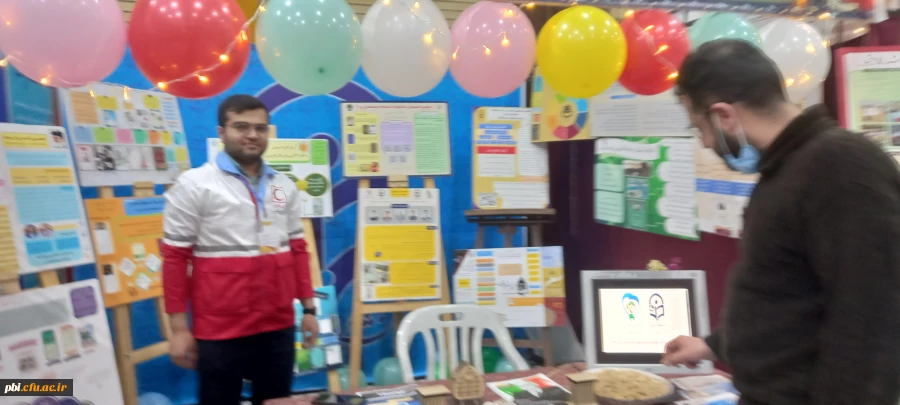 برگزاری نمایشگاه توانمندی های تشکل ها و انجمن های دانشجویی در پردیس ها شهید باهنر اصفهان 43