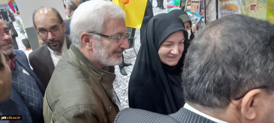 برگزاری نمایشگاه توانمندی های تشکل ها و انجمن های دانشجویی در پردیس ها شهید باهنر اصفهان 22