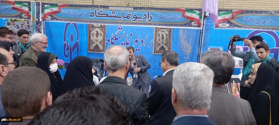 برگزاری نمایشگاه توانمندی های تشکل ها و انجمن های دانشجویی در پردیس ها شهید باهنر اصفهان 37