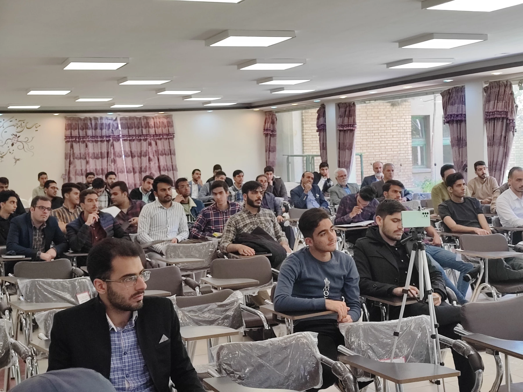 برگزاری اولین جلسه کارگاه نهج البلاغه پژوهی 2