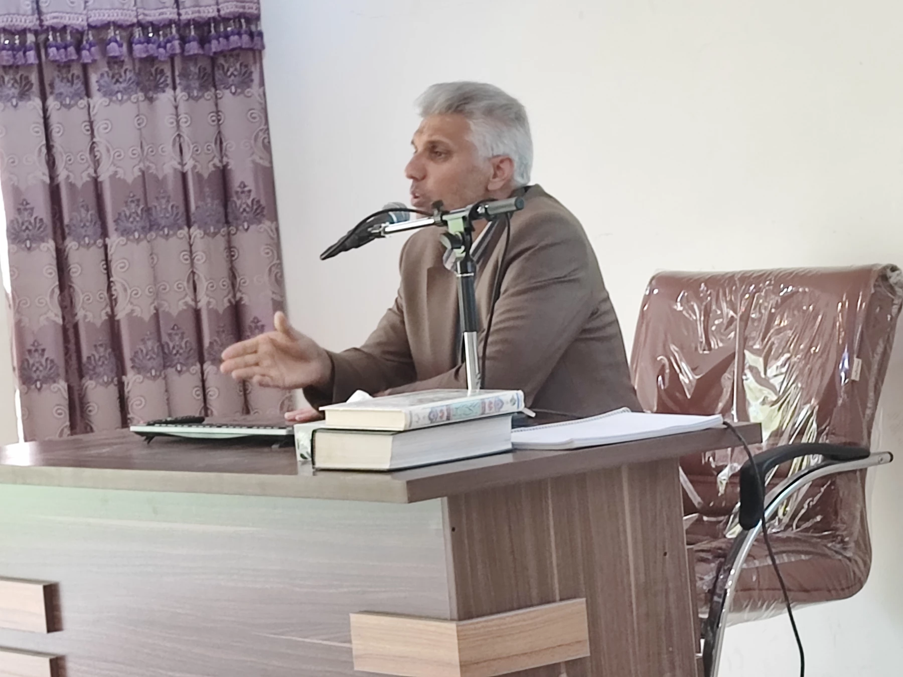 برگزاری اولین جلسه کارگاه نهج البلاغه پژوهی 3