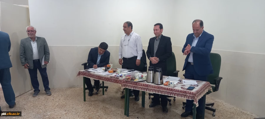 بازدید ریاست ، معاونین و مسئولین محترم دانشگاه از روند برگزاری جشنواره تدریس برتر 18