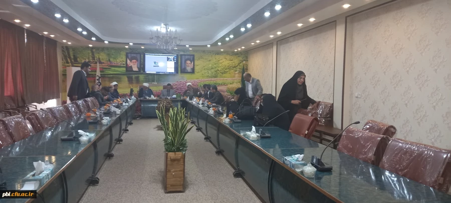 برگزاری جلسه ستاد اقامه نماز با حضور ریاست ، معاونین  و ریاست محترم ستاد اقامه نماز اصفهان  در پردیس شهید باهنر 
 2