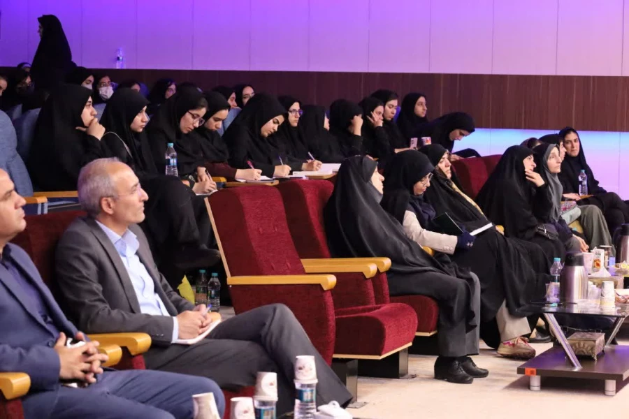 همایش علمی «تجربیات زیسته یک مشاور» 8