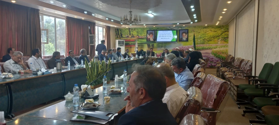 برگزاری جلسه ارایه گزارش عملکرد کنگره ملی شهدای دانشجو معلم استان اصفهان 7