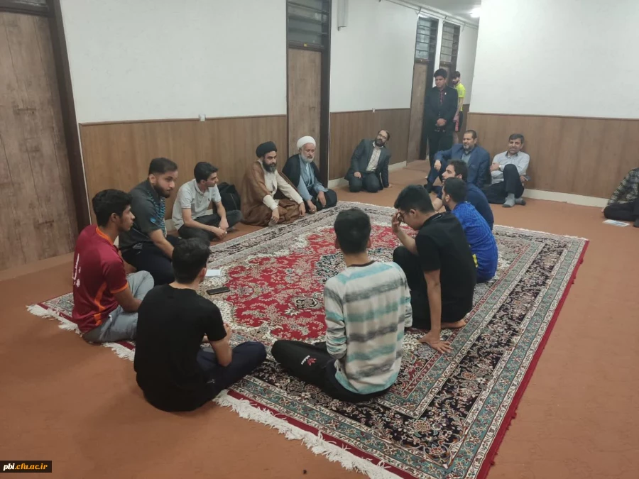 برنامه دیدار صمیمی مسئولین ، اساتید و بازنشستگان دانشگاه فرهنگیان با دانشجویان خوابگاه ها 2