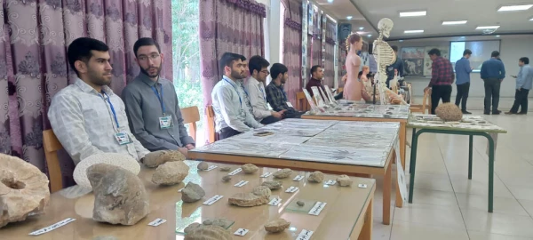 برگزاری نمایشگاه و کارگاه روز جهانی تنوع زیستی در پردیس شهید باهنر اصفهان 99