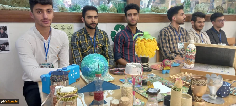 برگزاری نمایشگاه و کارگاه روز جهانی تنوع زیستی در پردیس شهید باهنر اصفهان 100