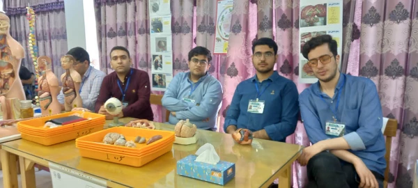 برگزاری نمایشگاه و کارگاه روز جهانی تنوع زیستی در پردیس شهید باهنر اصفهان 103