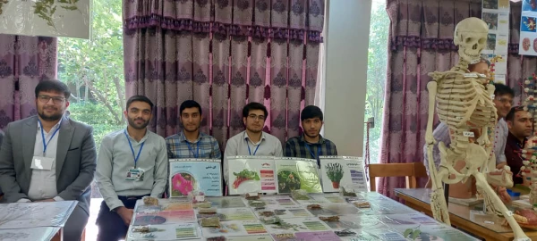 برگزاری نمایشگاه و کارگاه روز جهانی تنوع زیستی در پردیس شهید باهنر اصفهان 101