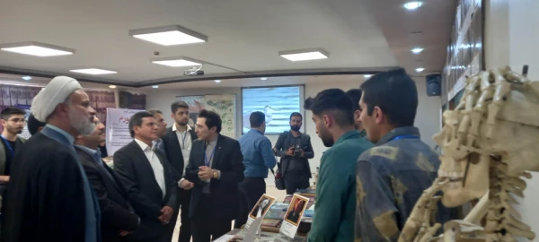 برگزاری نمایشگاه و کارگاه روز جهانی تنوع زیستی در پردیس شهید باهنر اصفهان 106