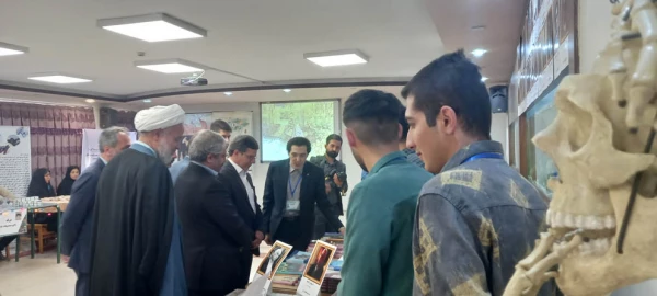 برگزاری نمایشگاه و کارگاه روز جهانی تنوع زیستی در پردیس شهید باهنر اصفهان 109